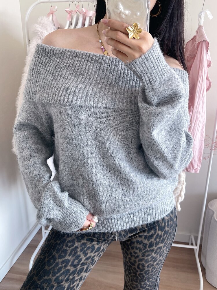 Lumi Off Shoulder Sweater / Mid Grey