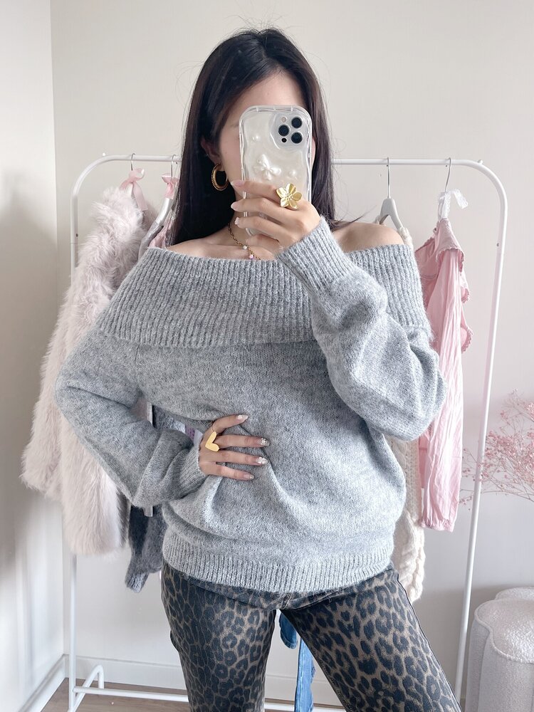 Lumi Off Shoulder Sweater / Mid Grey