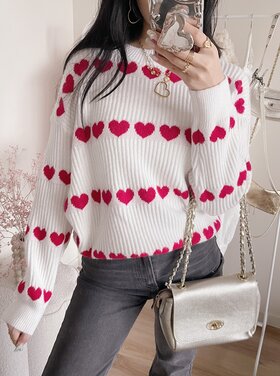 Dani Heart Knit Sweater / Red