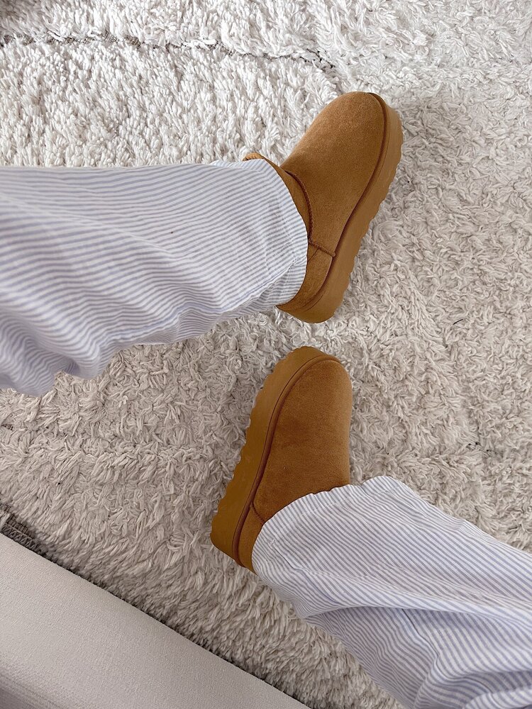 Yula Comfy Uggie Boots / Camel