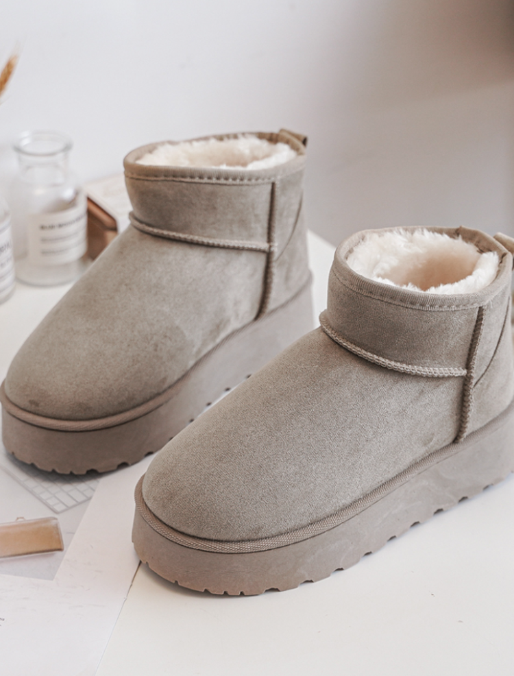 Yula Comfy Uggie Boots / Olive