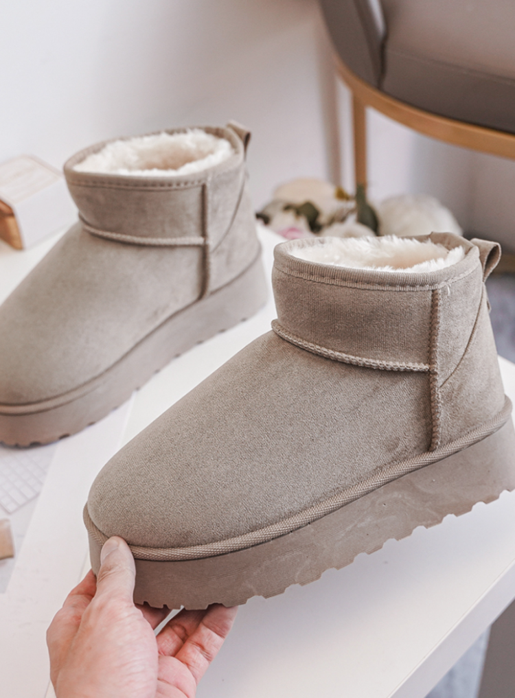 Yula Comfy Uggie Boots / Olive