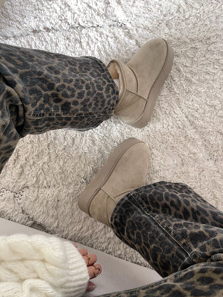 Yula Comfy Uggie Boots / Olive