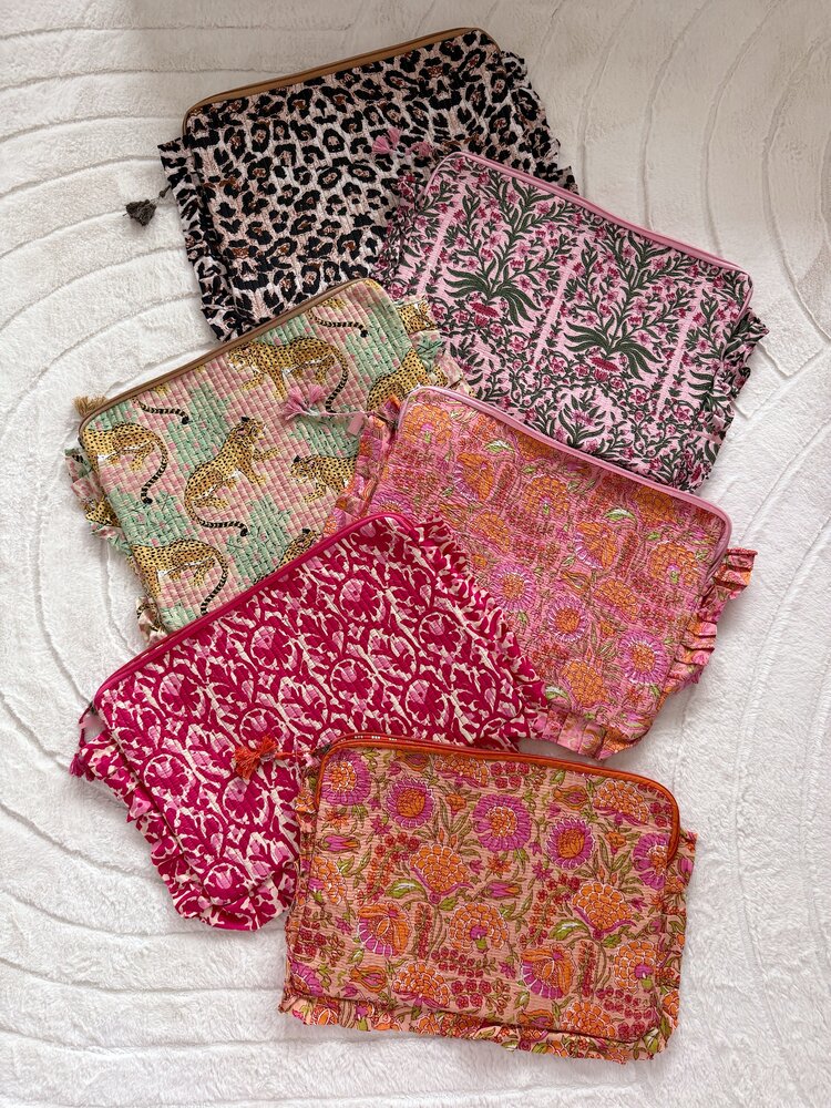 Bali Floral Laptop Pouch (16 inch)