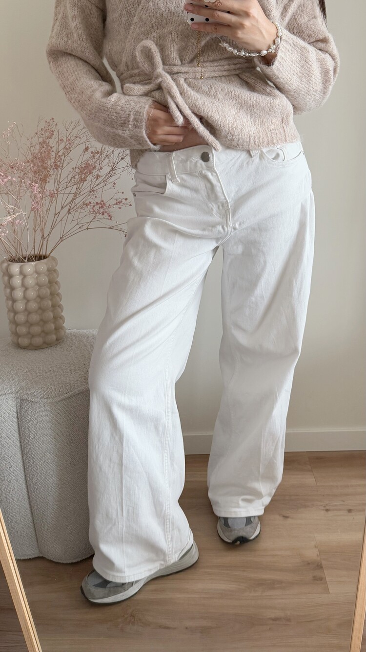 Eliza Mid Waist Wide Leg Jeans / White