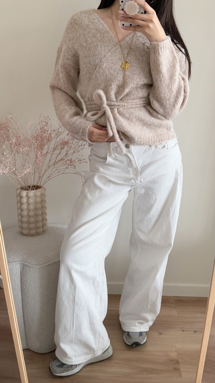 Eliza Mid Waist Wide Leg Jeans / White