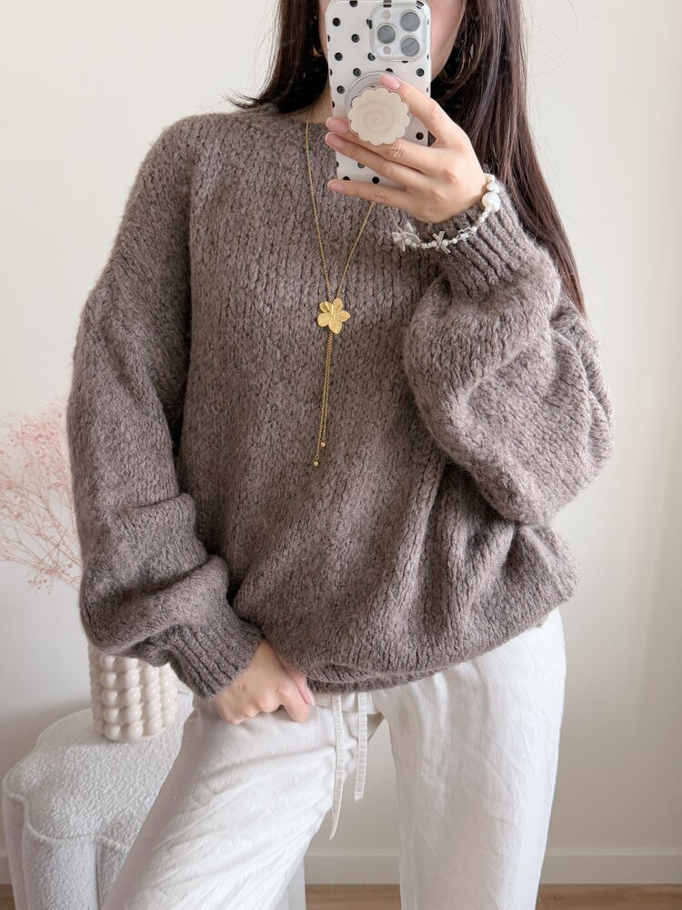 Caro Oversized Knit Sweater / Light Brown