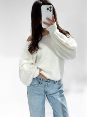 Sunmi Fluffy Knit Sweater / White
