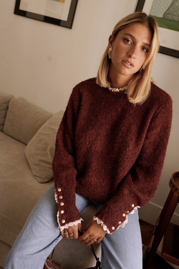 Mayci Embroidery Knit Sweater / Bordeaux Red