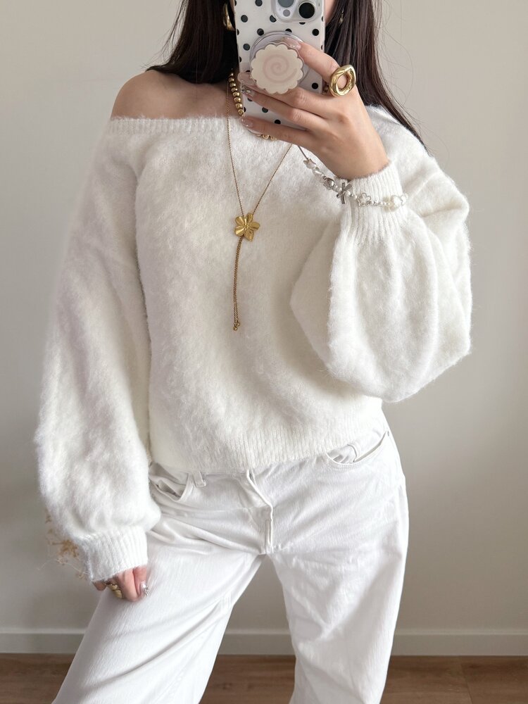 Sunmi Fluffy Knit Sweater / White