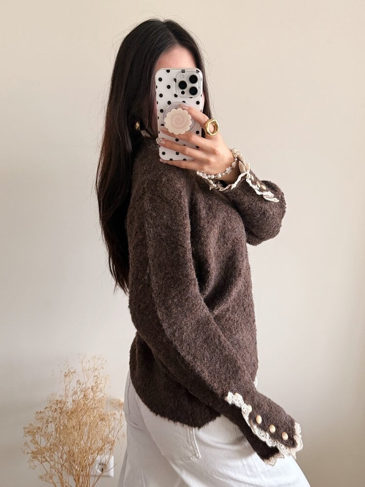 Mayci Embroidery Knit Sweater / Brown