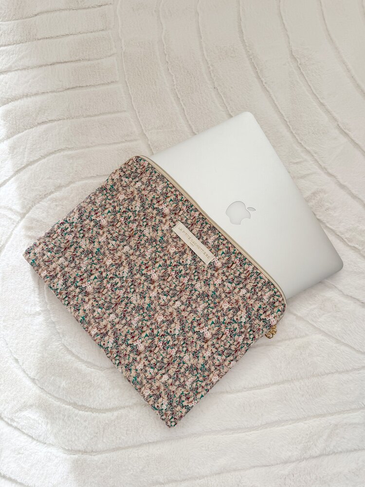 Belin Flower Laptop Pouch / Blue