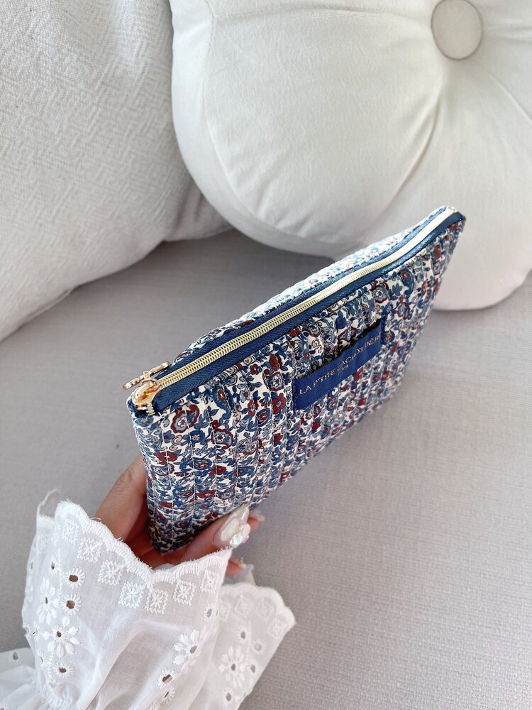 Lizzie Flower Pouch / Blue & Purple