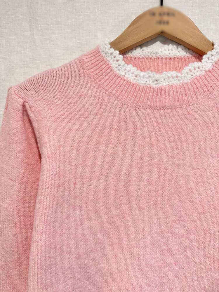 Luisa Embroidery Knit Sweater / Light Pink