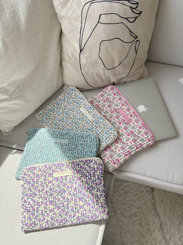 Belin Flower Laptop Pouch / Rose Pink & Green