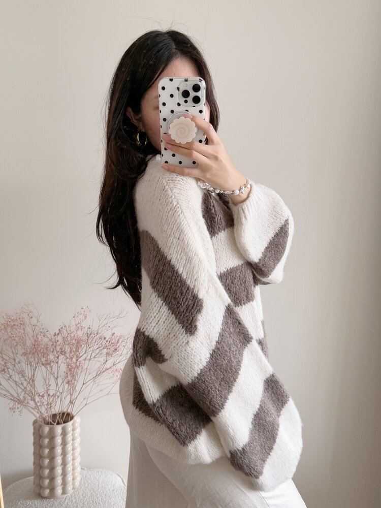 Lucia Oversized Striped Sweater / Brown & Pink