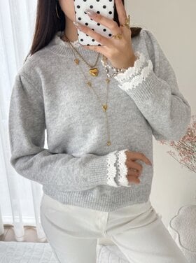 Luisa Embroidery Knit Sweater / Light Grey