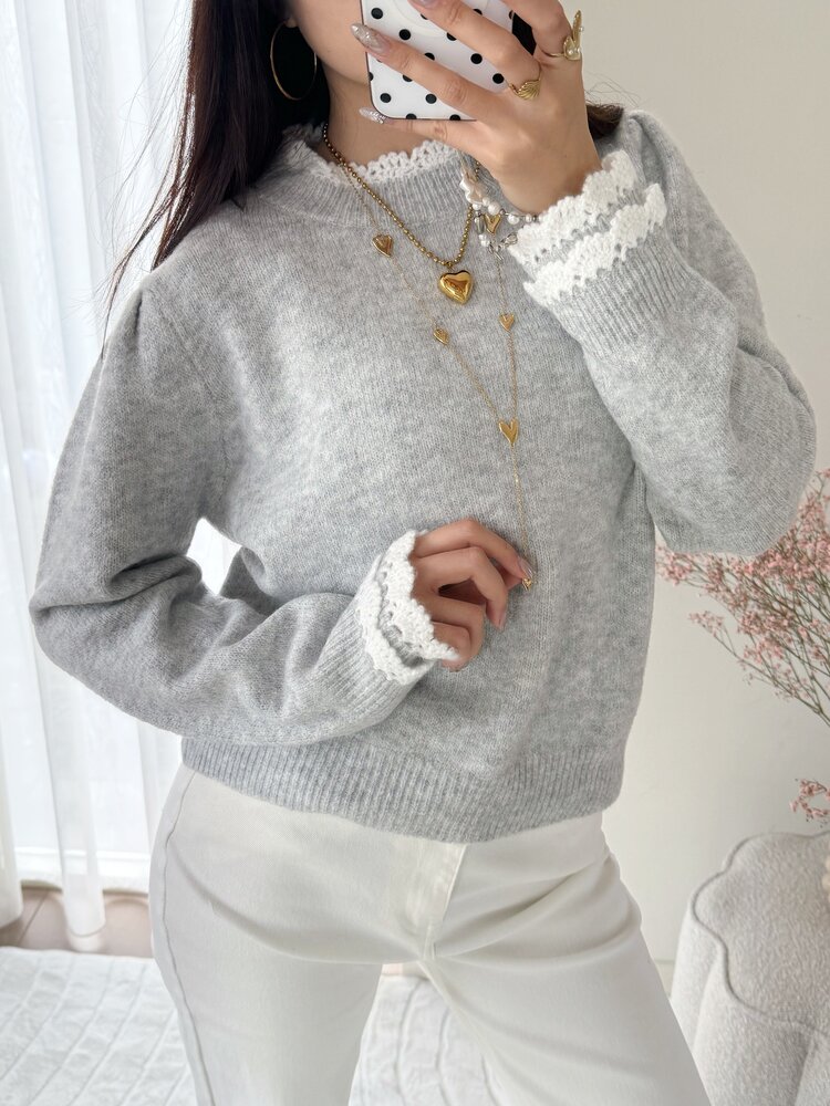 Luisa Embroidery Knit Sweater / Light Grey