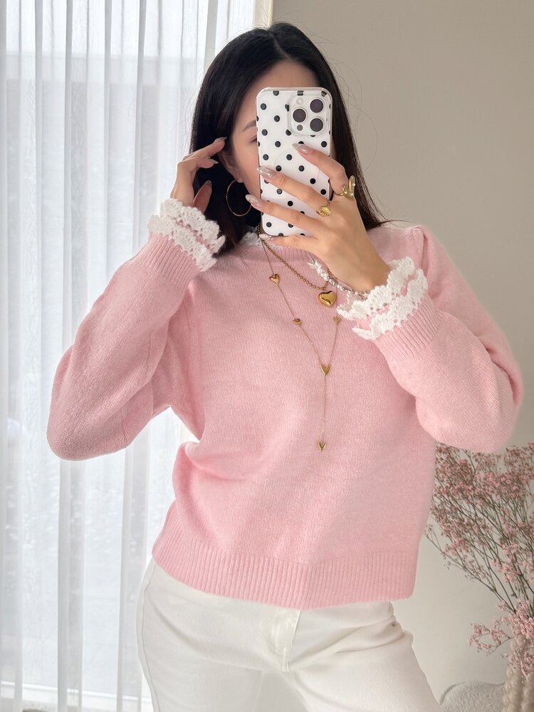 Luisa Embroidery Knit Sweater / Light Pink