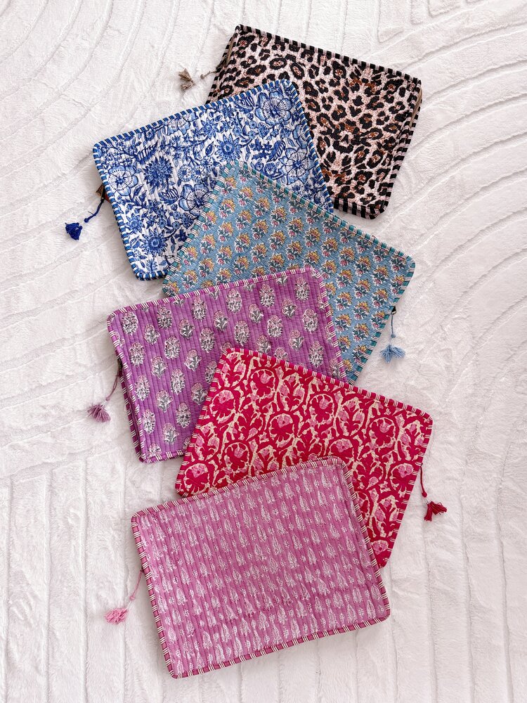 Evia Flower Laptop Pouch / Pink (16 inch)