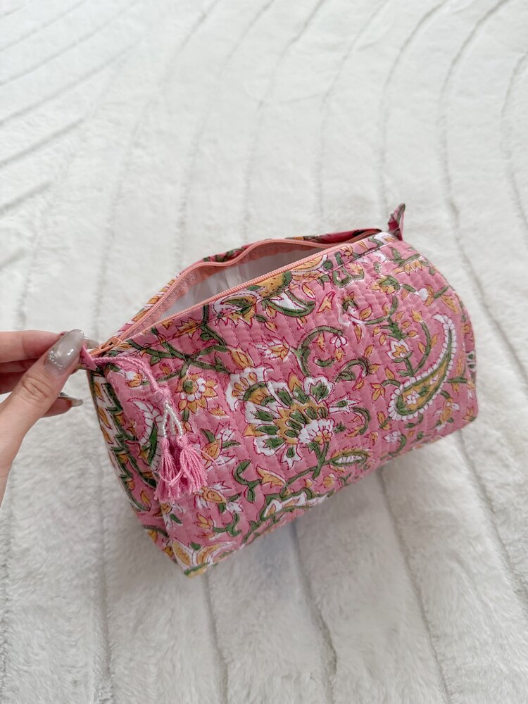 Bali Flower Pouch / Pink & Green
