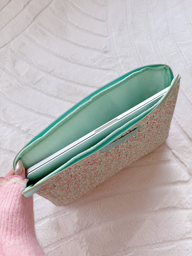 Belin Flower Laptop Pouch / Green & Pink