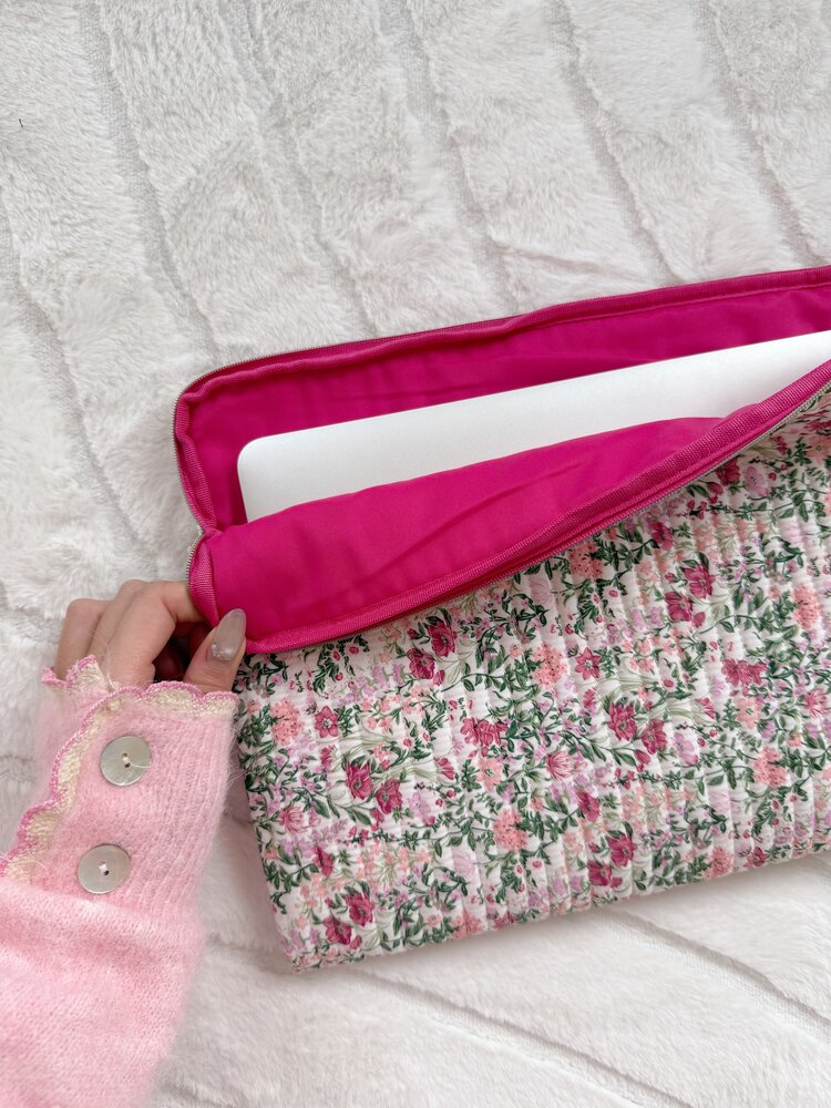 Belin Flower Laptop Pouch / Rose Pink & Green