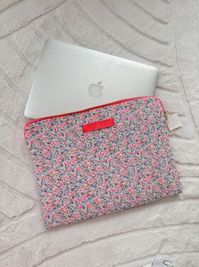Belin Flower Laptop Pouch / Neon Pink & Blue