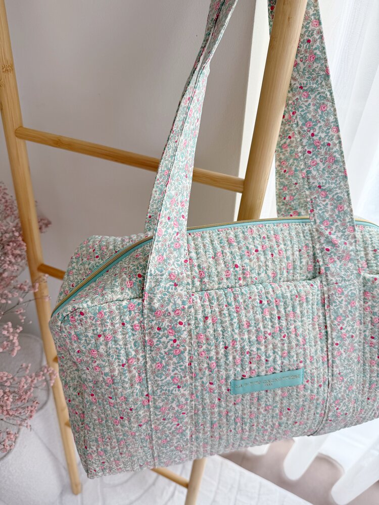 Acacia Flower Travel Bag / Green & Pink