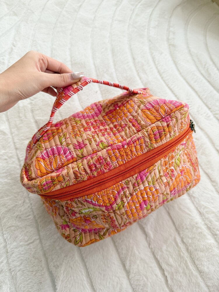 Malini Flower Toiletry Bag / Orange