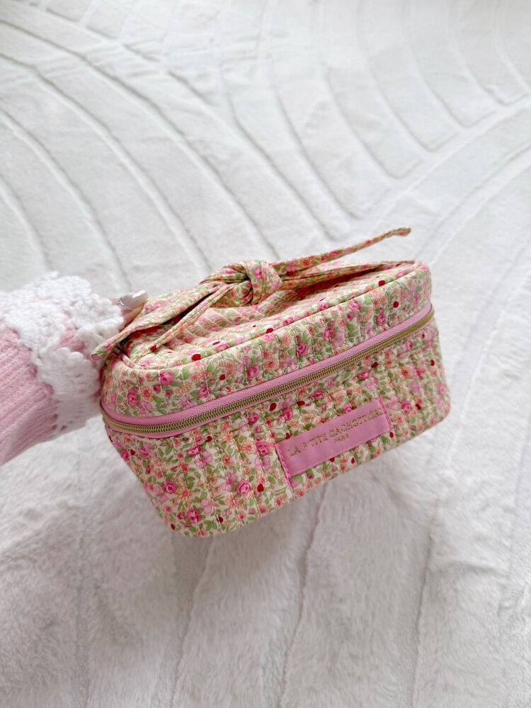 Rosa Flower Toiletry Bag / Light Pink & Green