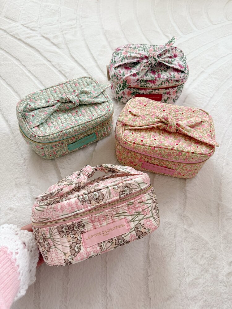 Rosa Flower Toiletry Bag / Rose Pink