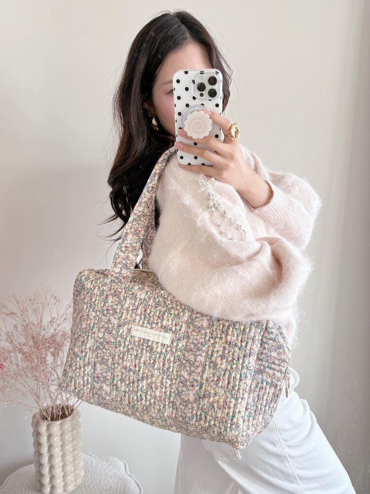 Acacia Flower Travel Bag / Light Pink & Taupe