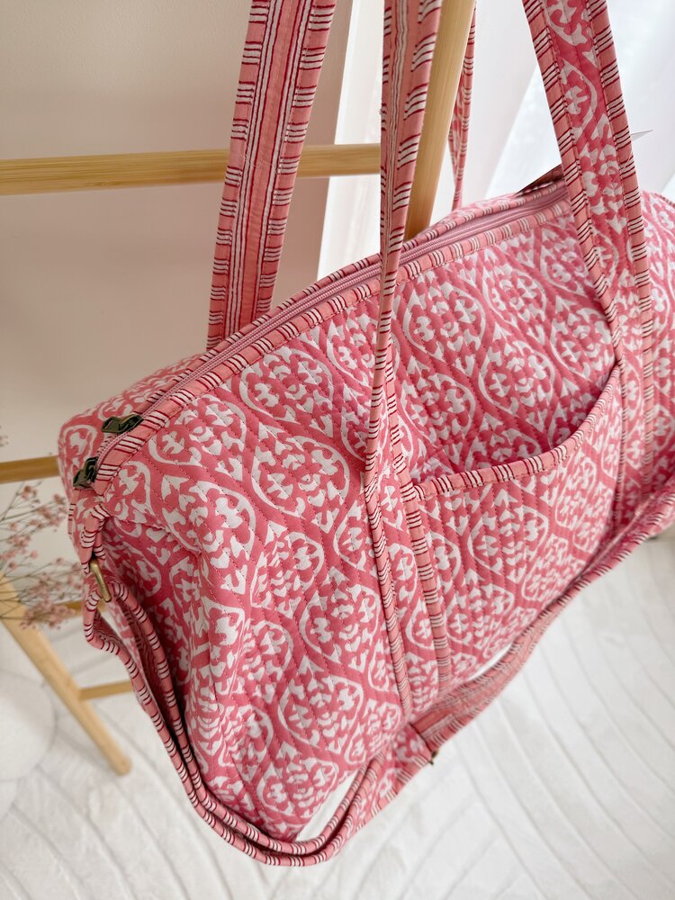 Yasmina Flower Travel Bag / Light Coral