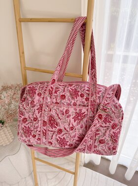 Yasmina Flower Travel Bag / Light Pink & Red