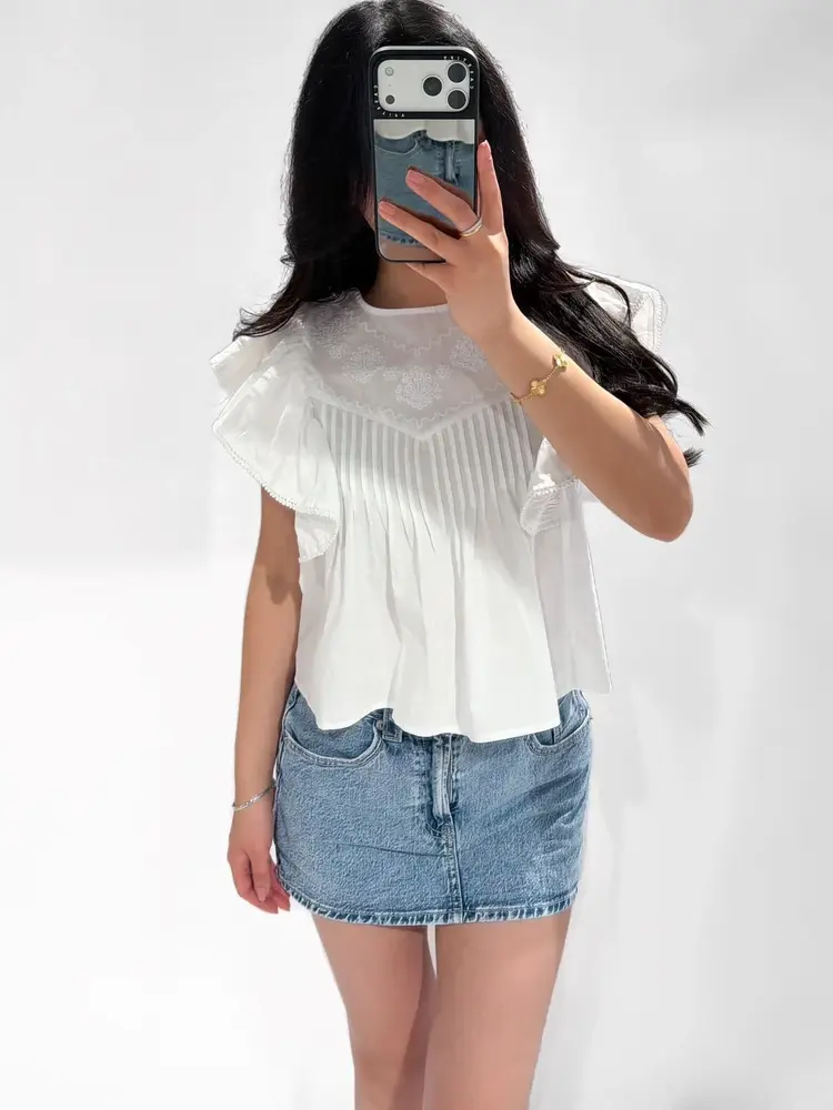 Thana Ruffle Top / White