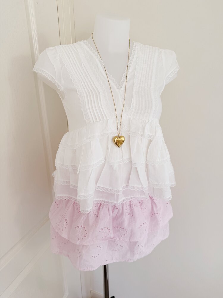 Emi Lace Ruffle Top / White