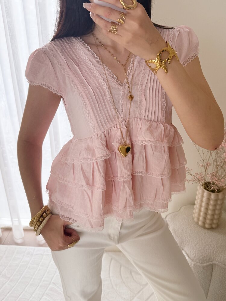 Emi Lace Ruffle Top / Light Pink