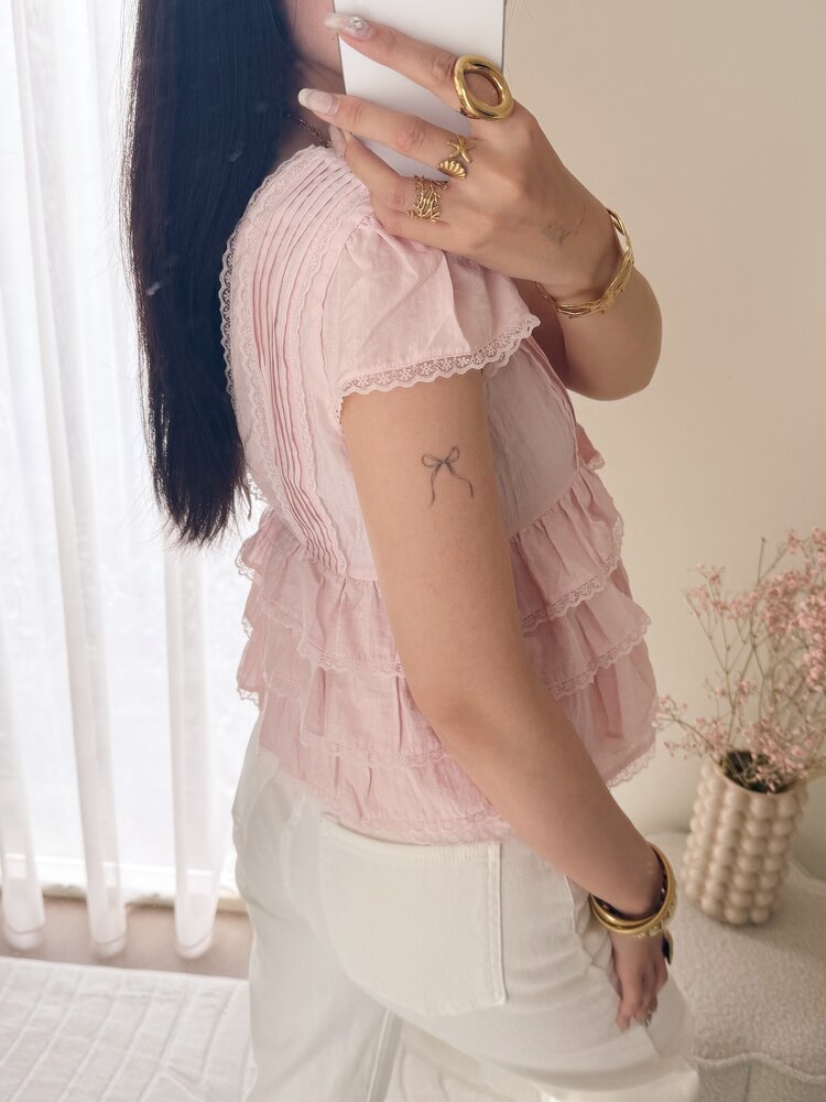 Emi Lace Ruffle Top / Light Pink