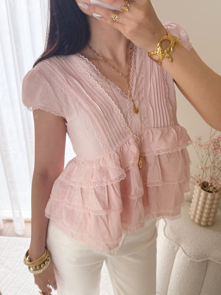 Emi Lace Ruffle Top / Light Pink