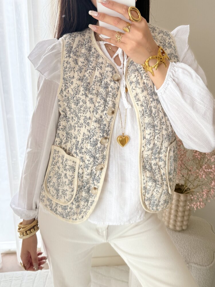 Maudy Floral Quilted Waistcoat / Beige & Blue