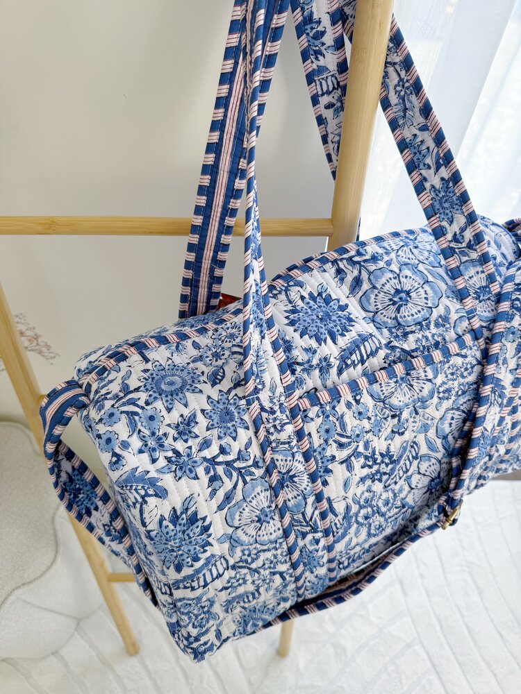 Yasmina Flower Travel Bag / Ocean Blue