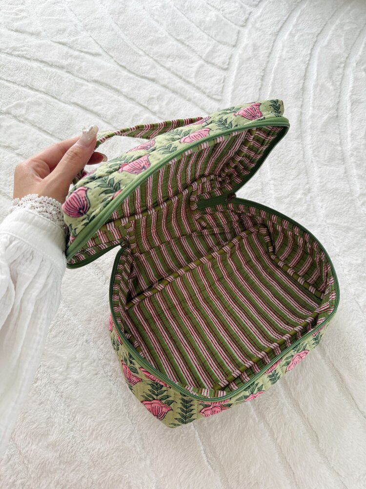 Malini Flower Toiletry Bag / Green & Pink