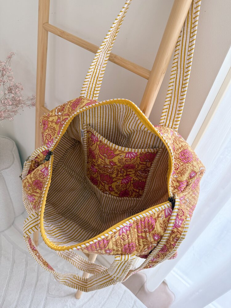 Yasmina Flower Travel Bag / Yellow