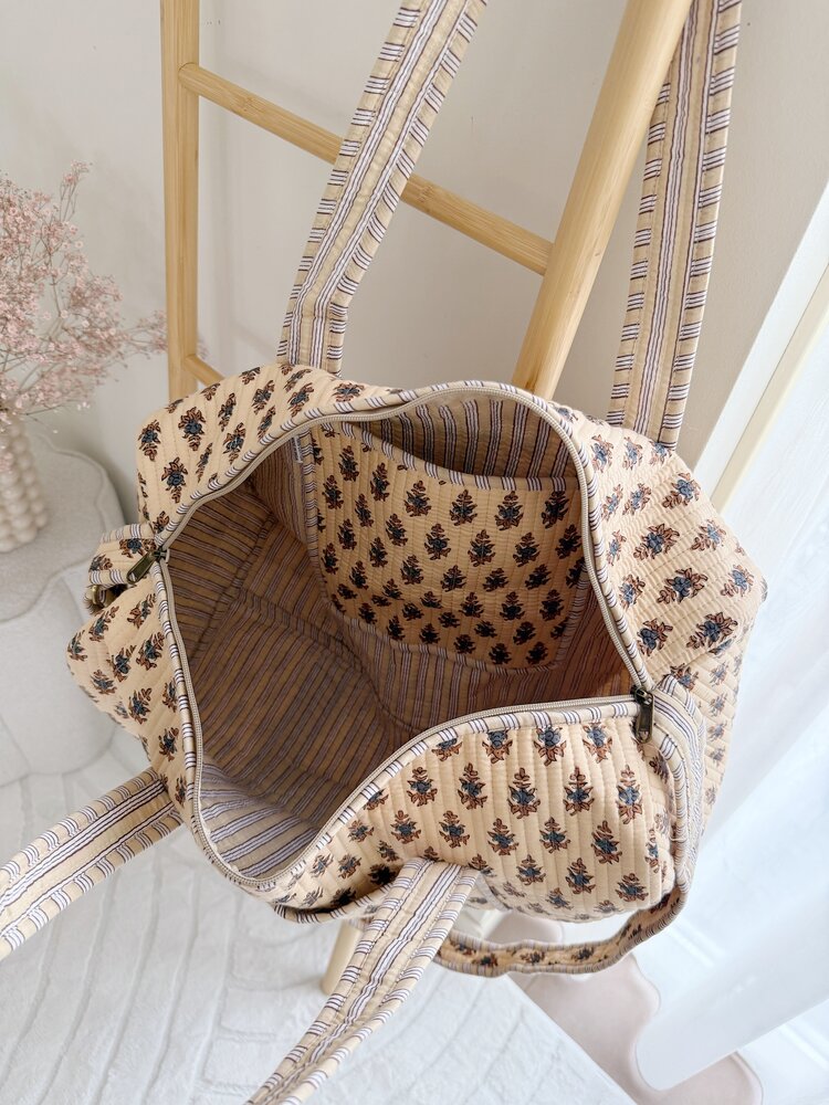 Yasmina Flower Travel Bag / Beige