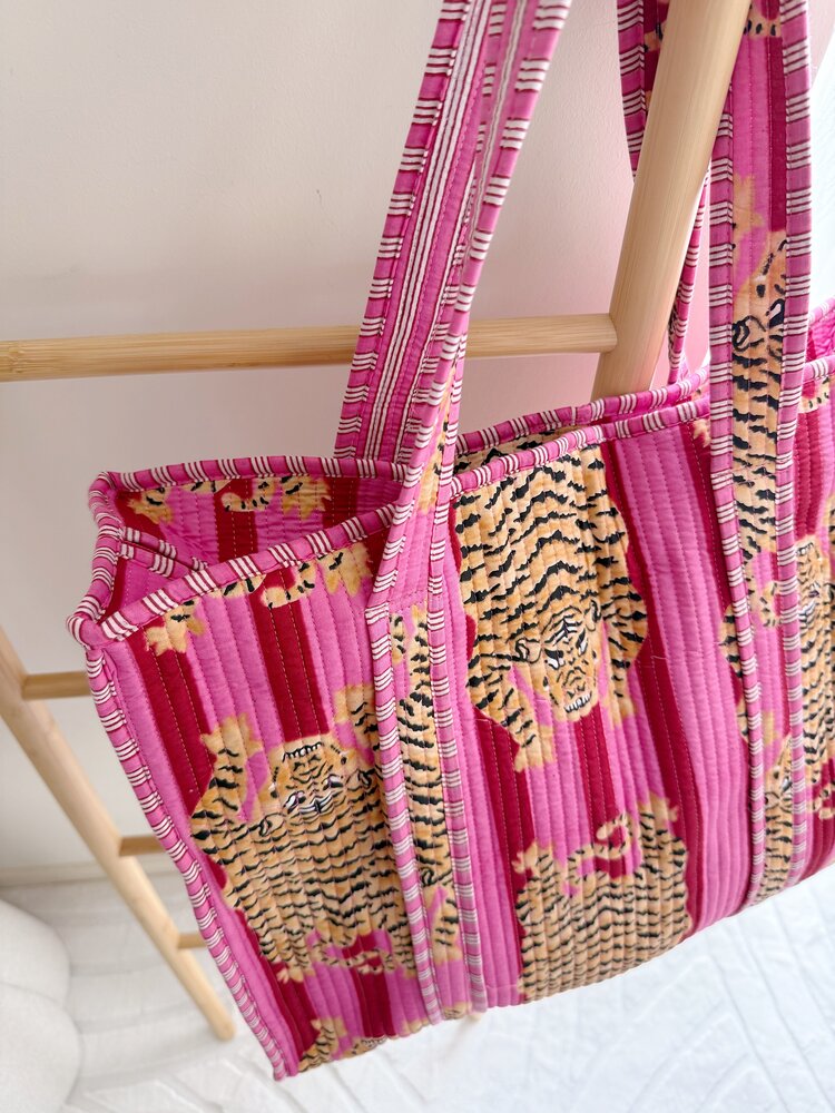 Macie Tiger Shopper Bag / Pink