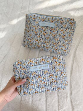 Marly Flower Toiletry Bag / Light Blue (Medium)