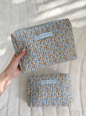 Marly Flower Toiletry Bag / Light Blue (Large)