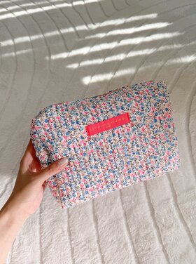 Marly Flower Toiletry Bag / Neon Pink & Blue