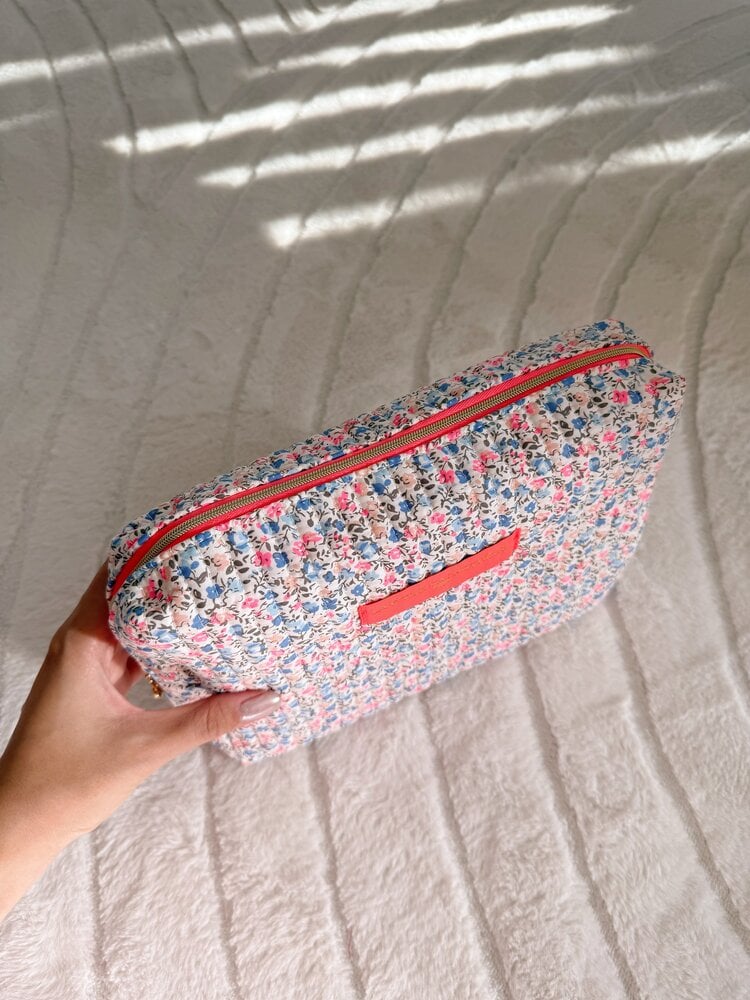Marly Flower Toiletry Bag / Neon Pink & Blue